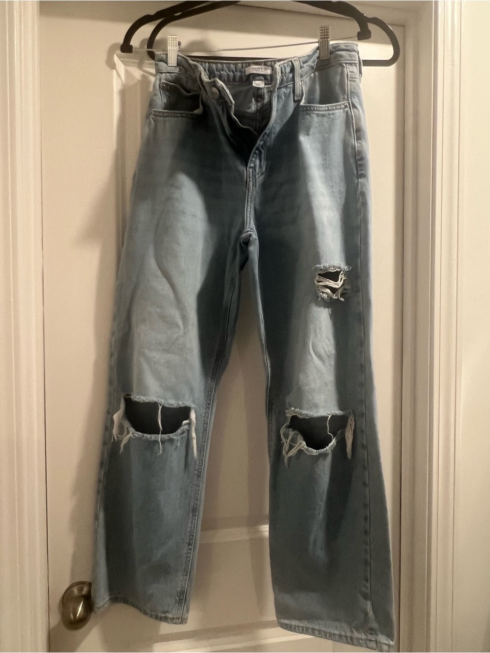 Forever 21 Light Blue Straight Ripped Men's Jeans